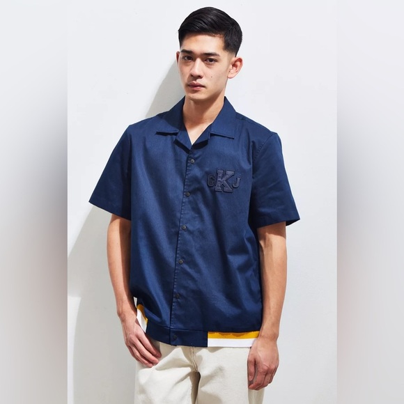 NWT - Calvin Klein Ribbed Hem Short Sleeve Button-down Shirt - Size XS - Picture 2 of 6